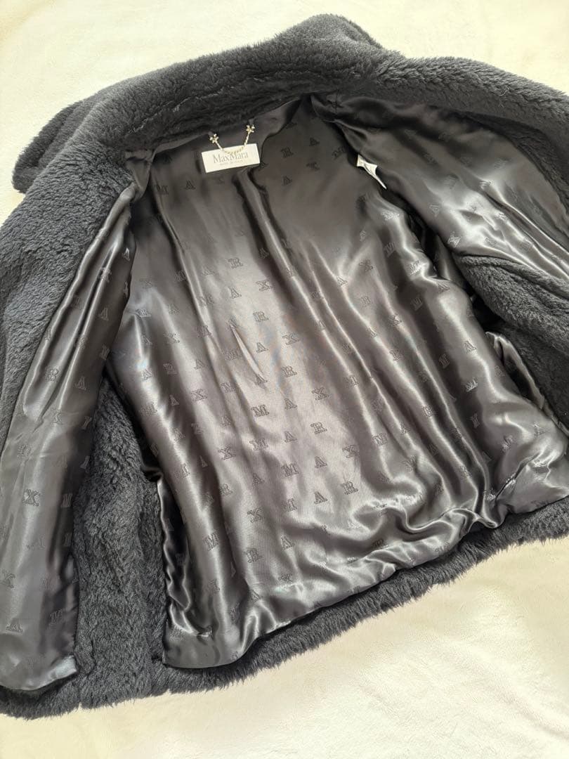 マックスマーラ　MAXMARA テディベアポンチョ　ケープ　NEWMANTO