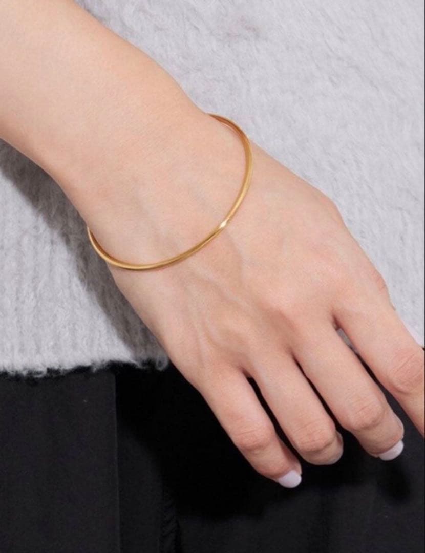 マリハ　Innocent Light バングル　ゴールド　ブレスレット