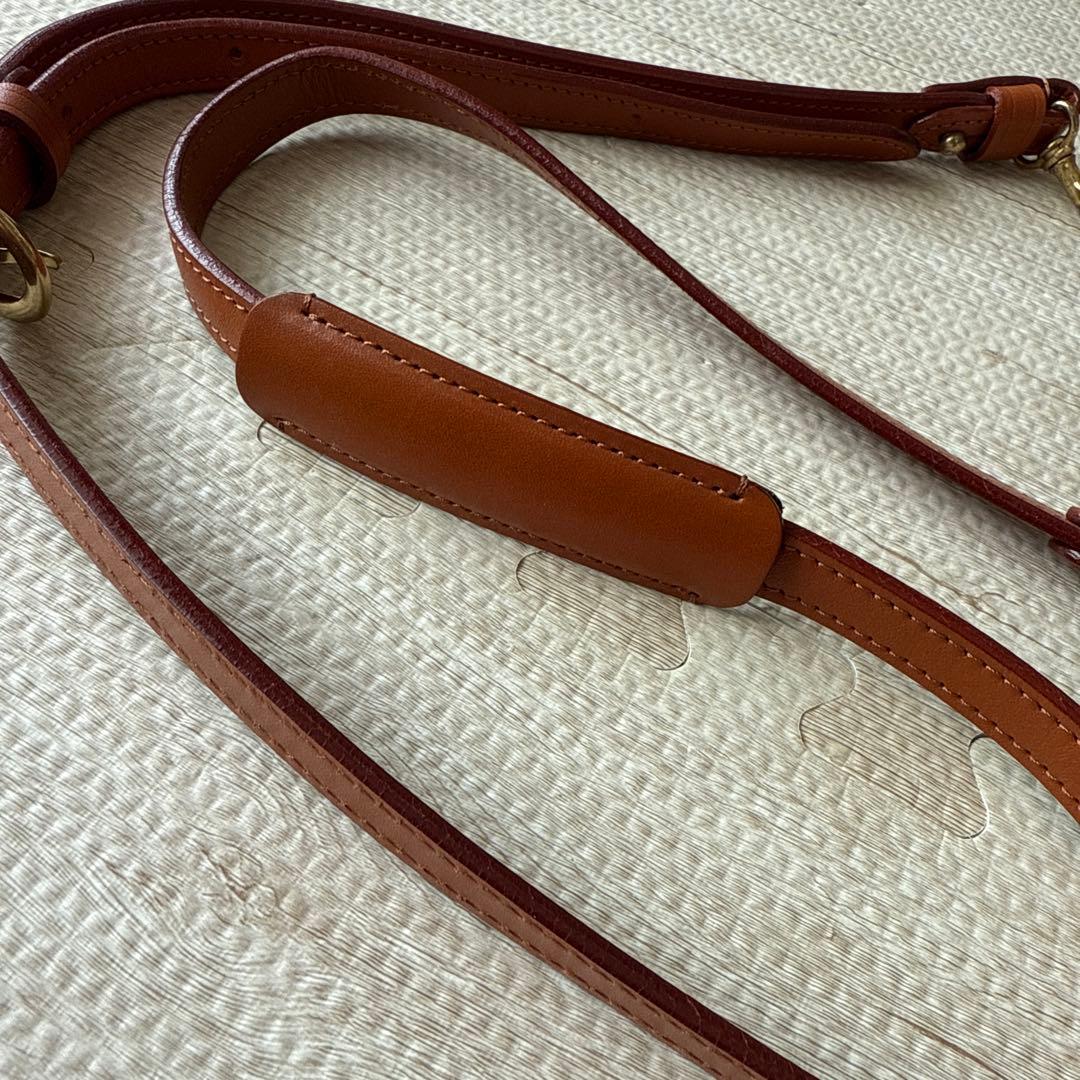 ぱむけろ様　イタガキ　ショルダーバッグ クラッチバッグ 本革