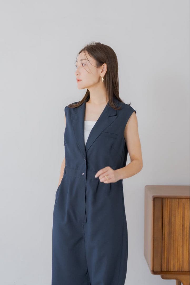 【人気完売品】regleamテーラードオールインワン