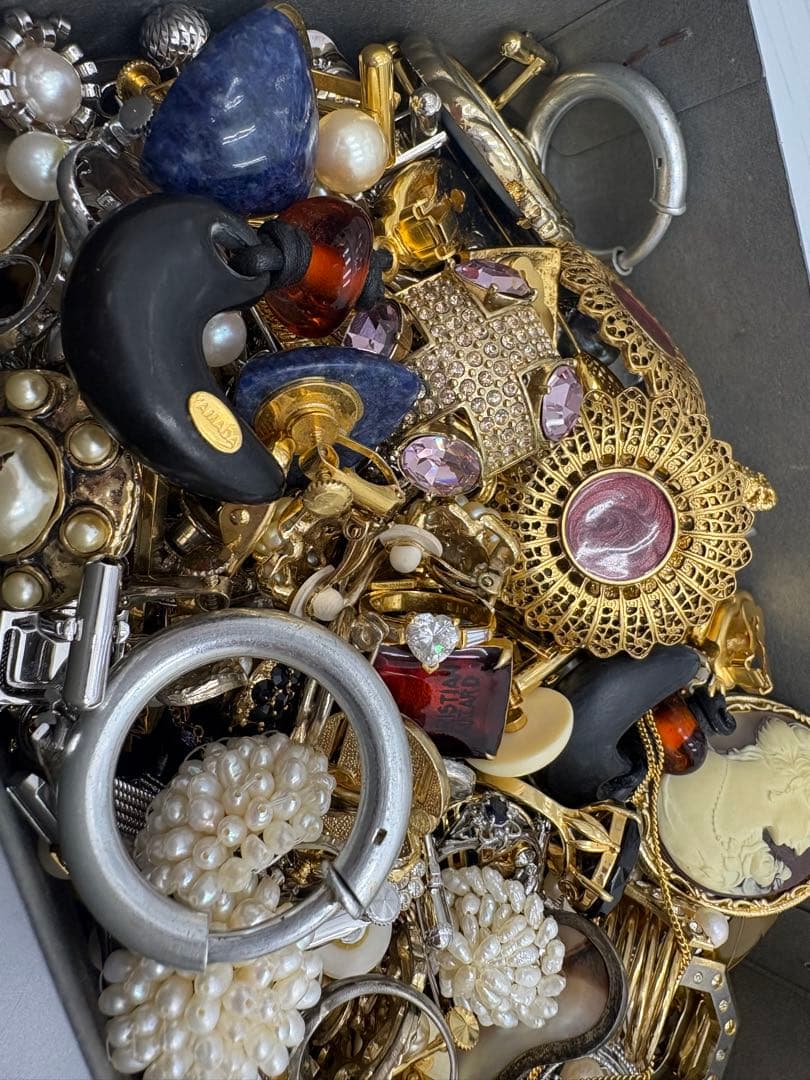 アクセサリー　ゴールド　シルバー　石　パール　リング　ネックレス　まとめ売り