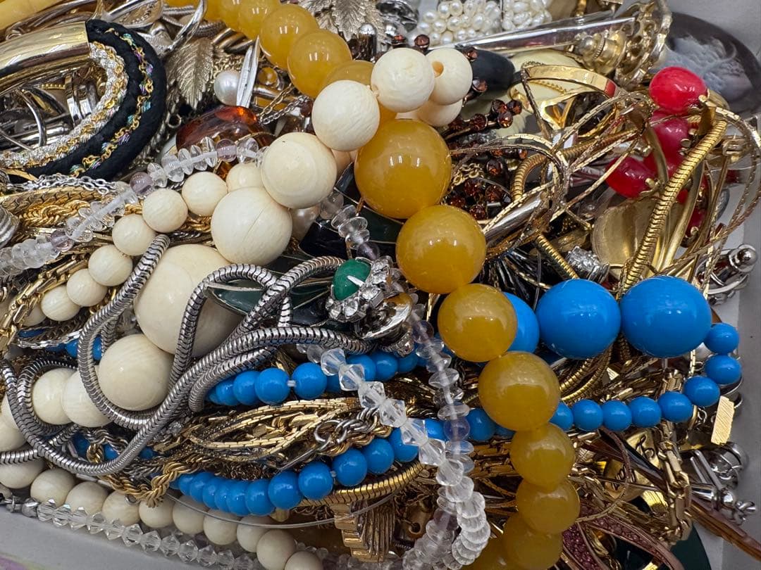 アクセサリー　ゴールド　シルバー　石　パール　リング　ネックレス　まとめ売り