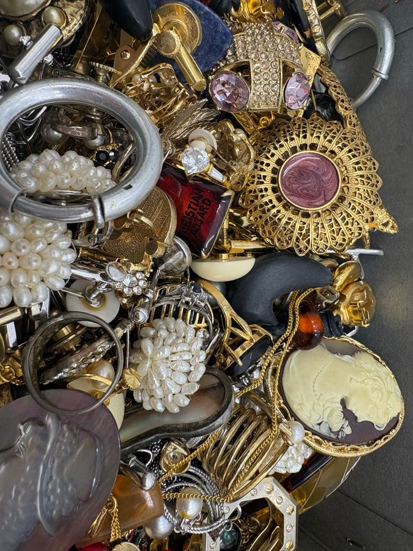 アクセサリー　ゴールド　シルバー　石　パール　リング　ネックレス　まとめ売り