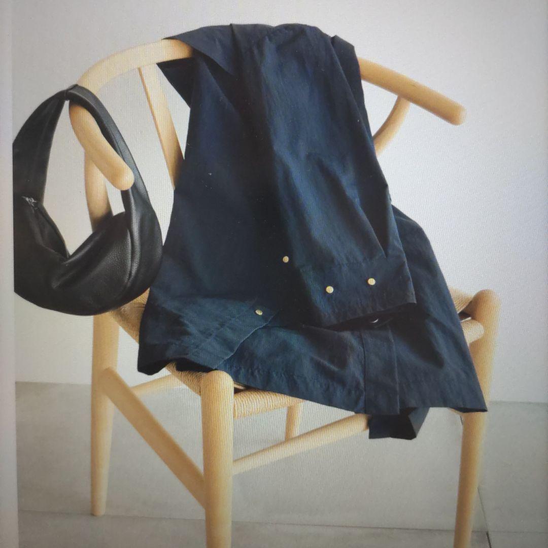 新品未使用☆haruka Aラインナイロンコート　ネイビー　36