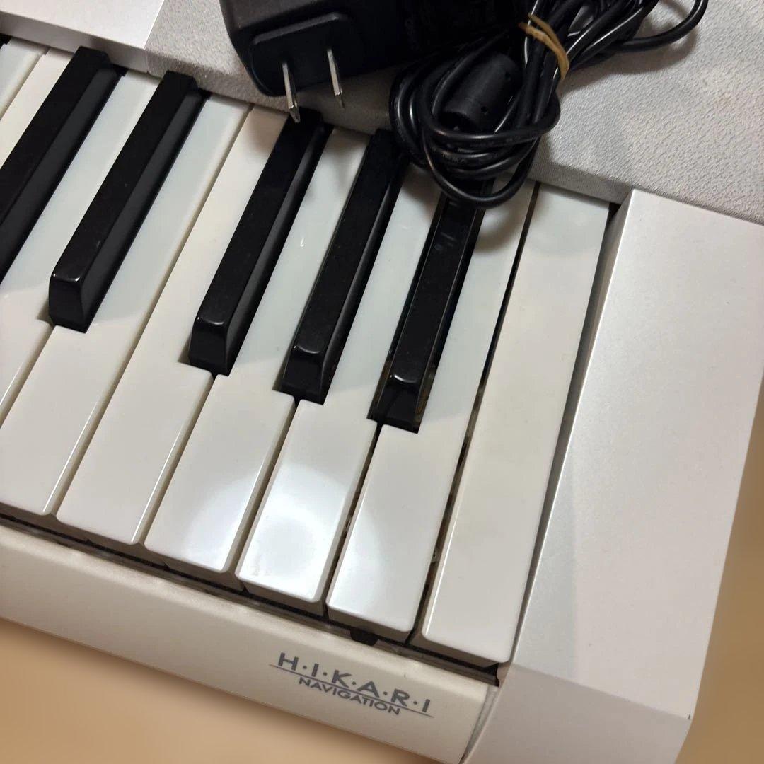 CASIO LK-223 光ナビゲーション 電子キーボード 61鍵