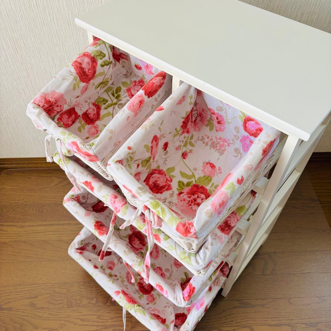 花柄バスケット付き収納ラック 4段 ホワイト 籐ラタン チェスト 北欧 送料込み