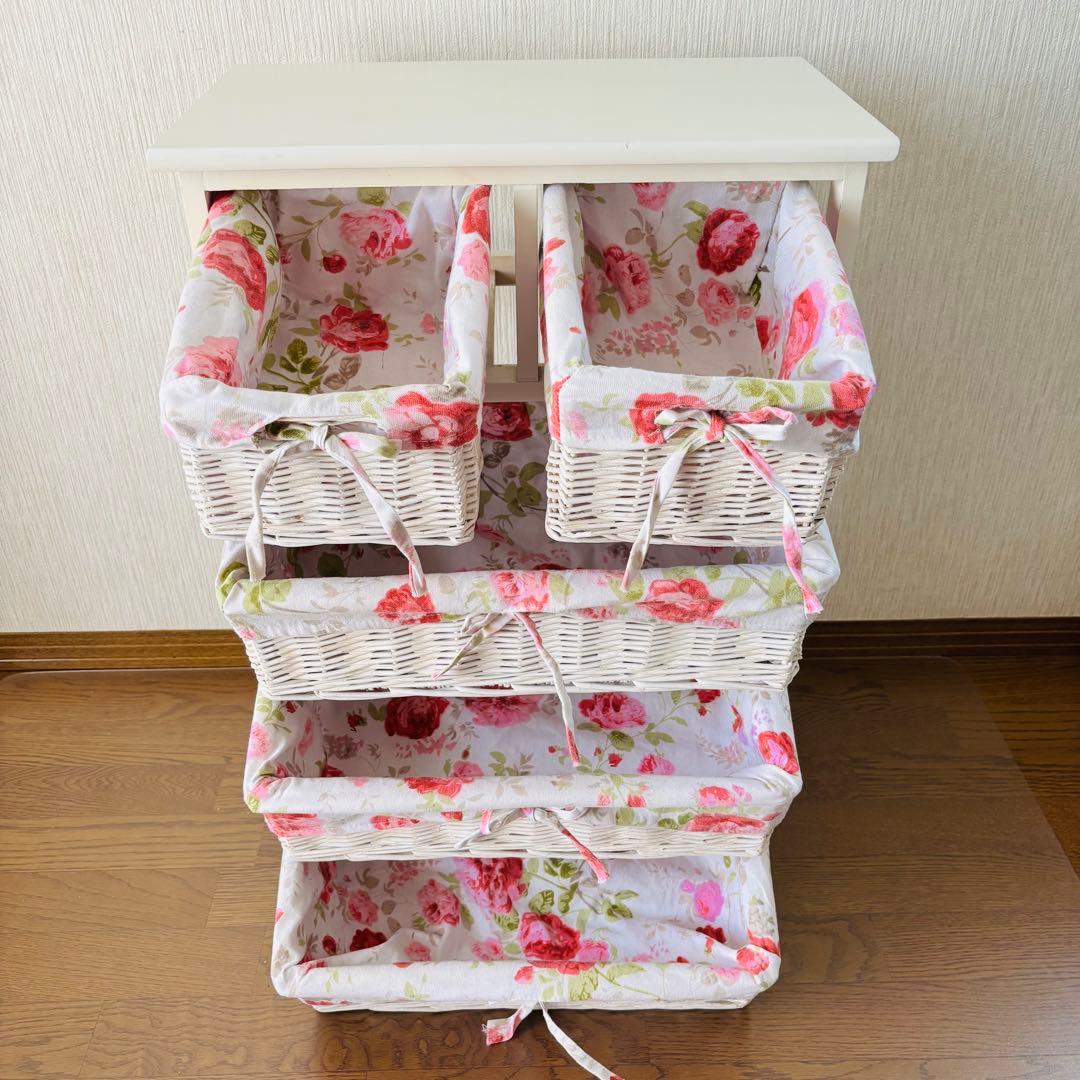 花柄バスケット付き収納ラック 4段 ホワイト 籐ラタン チェスト 北欧 送料込み