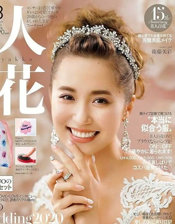 UNTAMED PETALS ティアラ シルバー