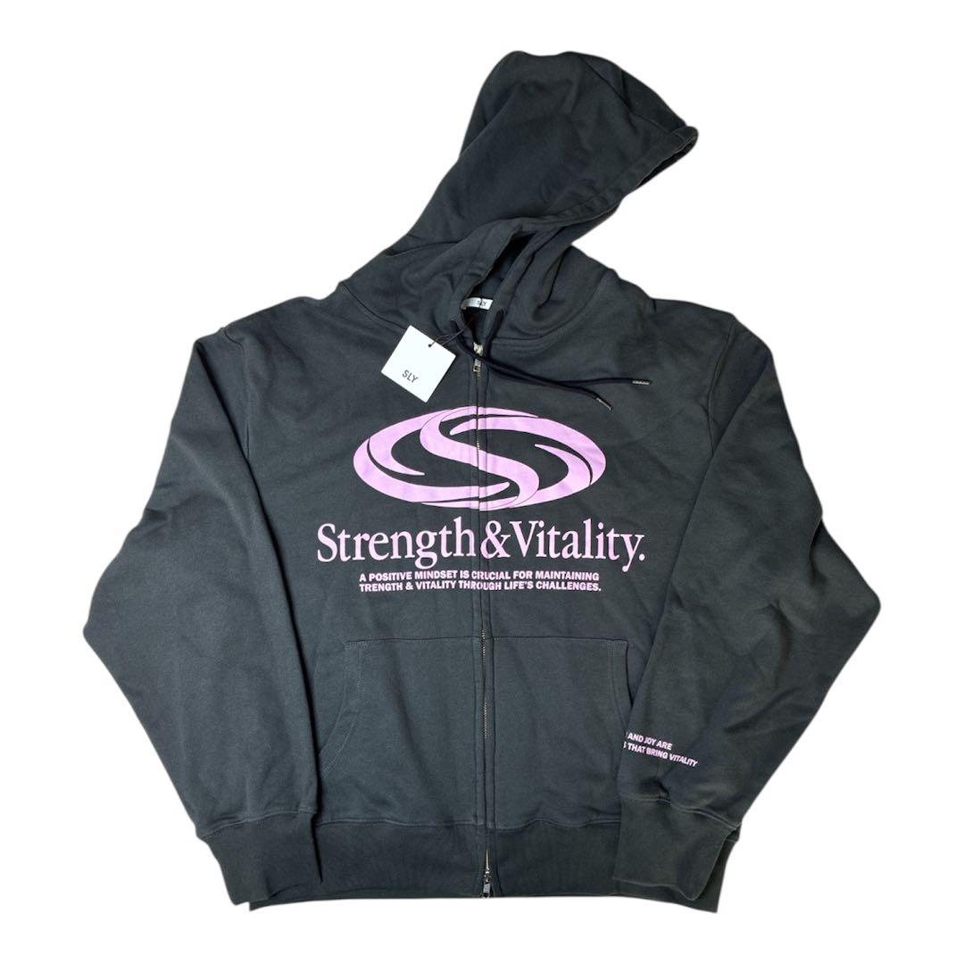 SLY スライ　プリント　オーバー　フーディー　パーカー　新品