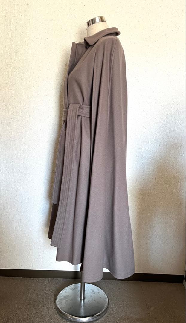 セルフォード　新品未使用　マントコート　モカ