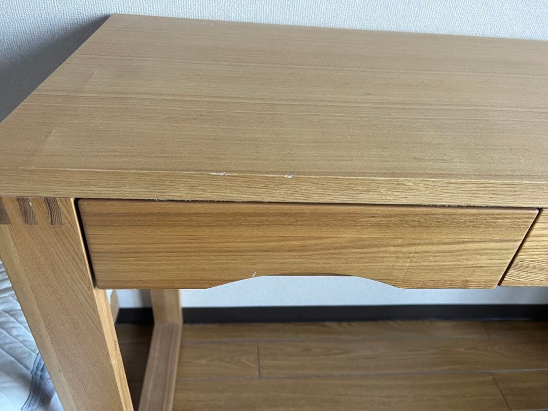 ニトリ タモ突板の木目がうつくしい天然木デスク 奥行45cm 幅120cm
