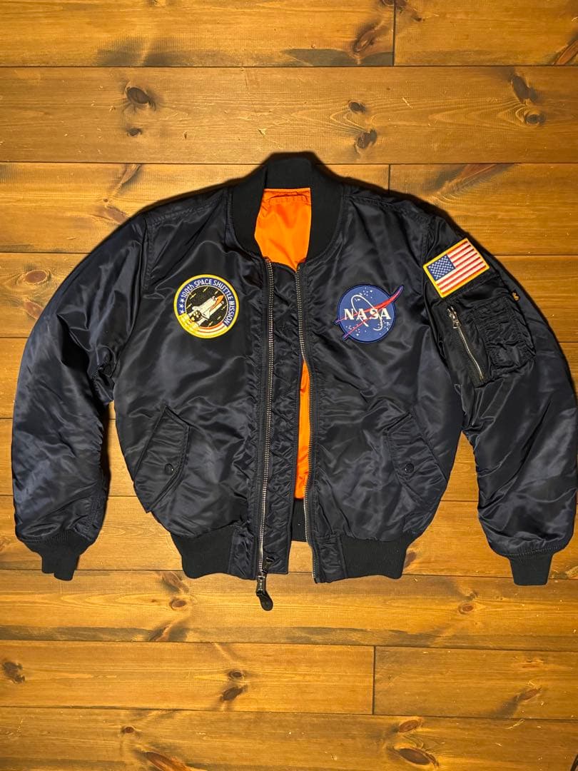 Alpha Industriesフライトジャケット