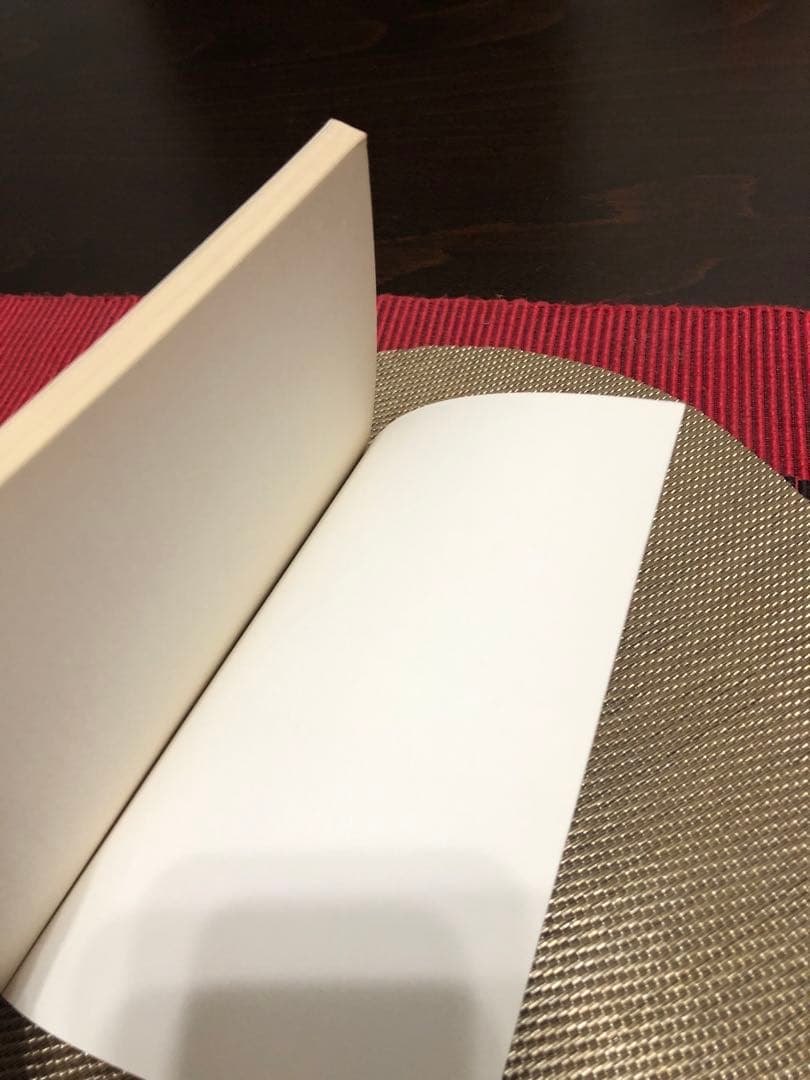 希少　As kingfishers catch fire