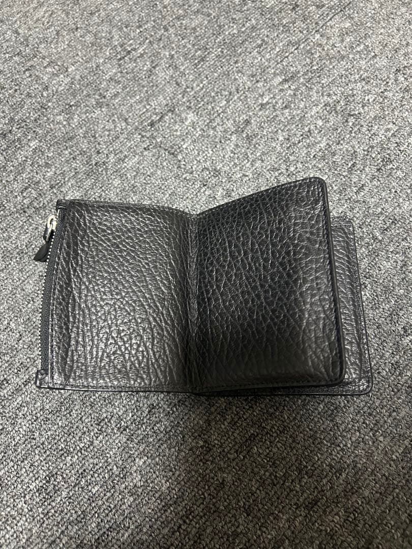 ケ*ン様 マルジェラ　レザー 三つ折り財布 黒