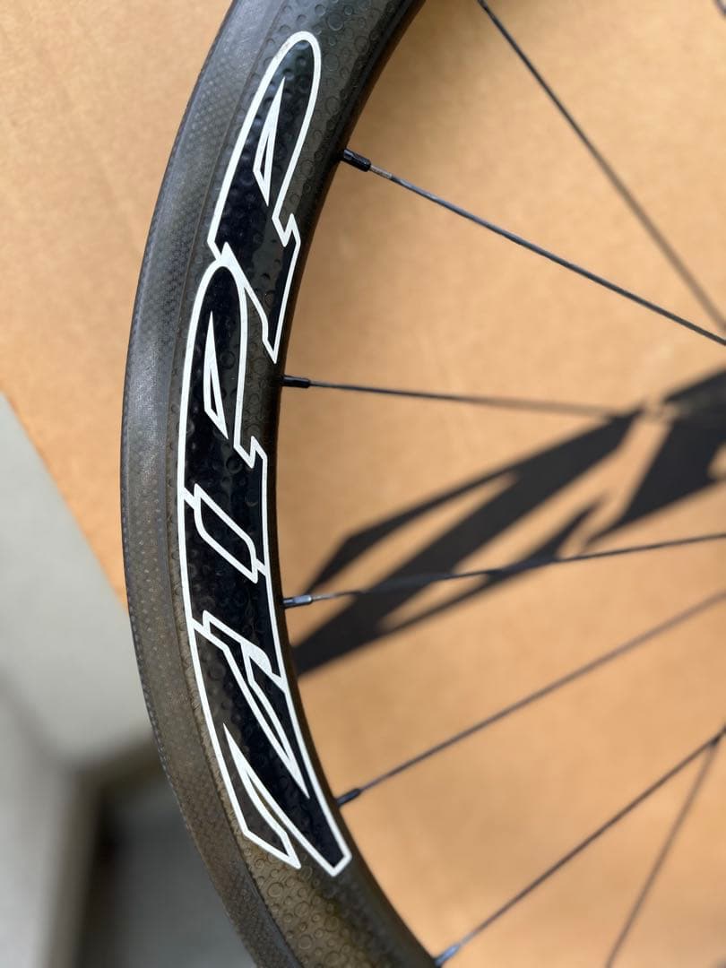 ZIPP 303 カーボン　700C エアロホイール