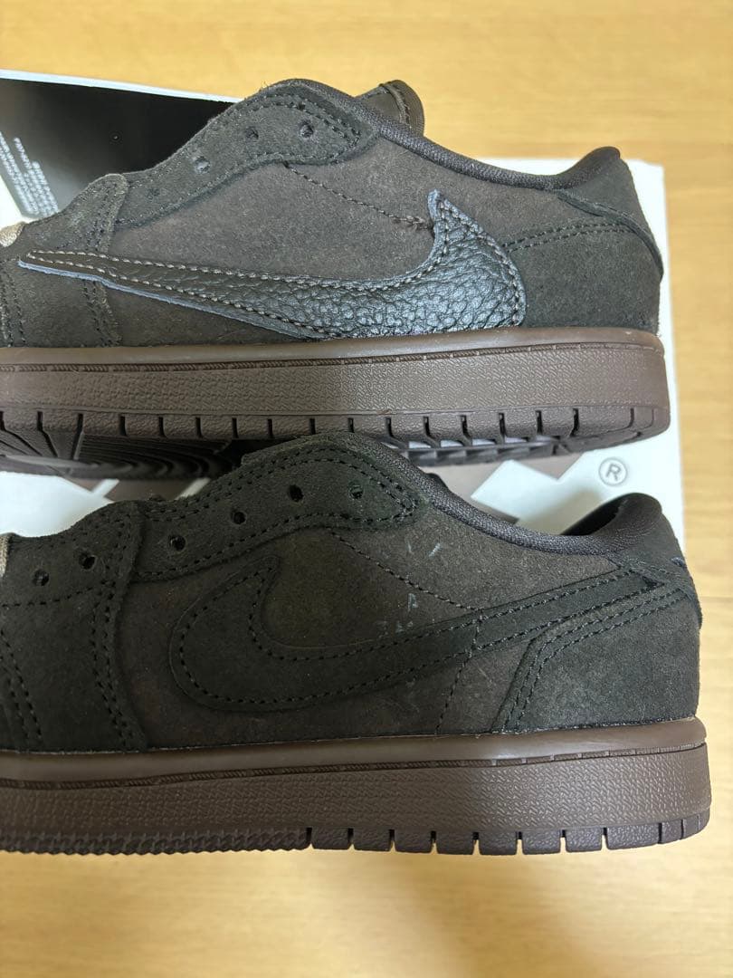 Travis Scott × Nike Air Jordan1 (PS)