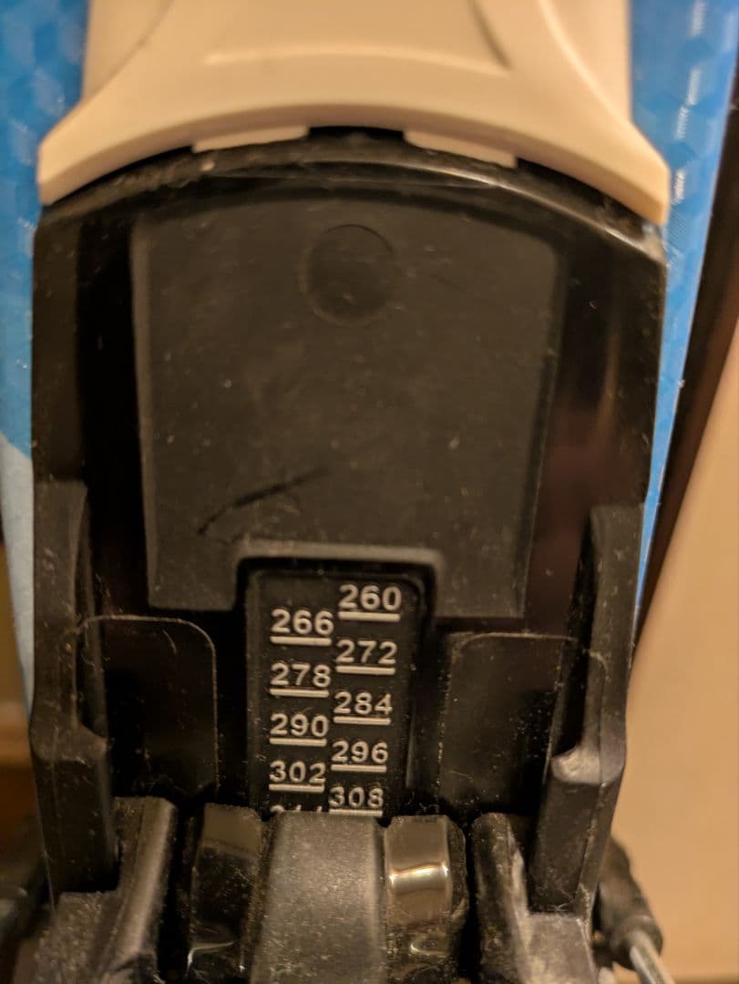 スワロースキー板147Length➕ビンディング➕ストック