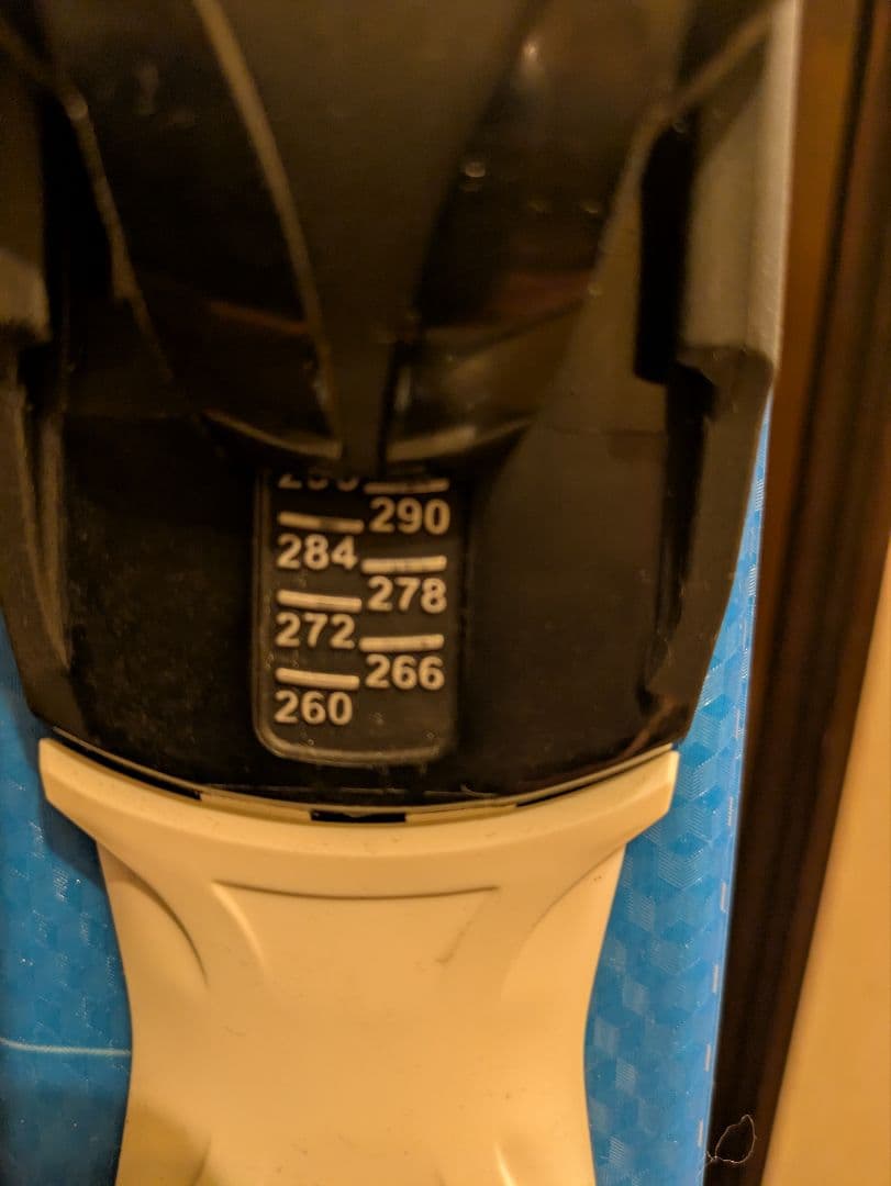 スワロースキー板147Length➕ビンディング➕ストック