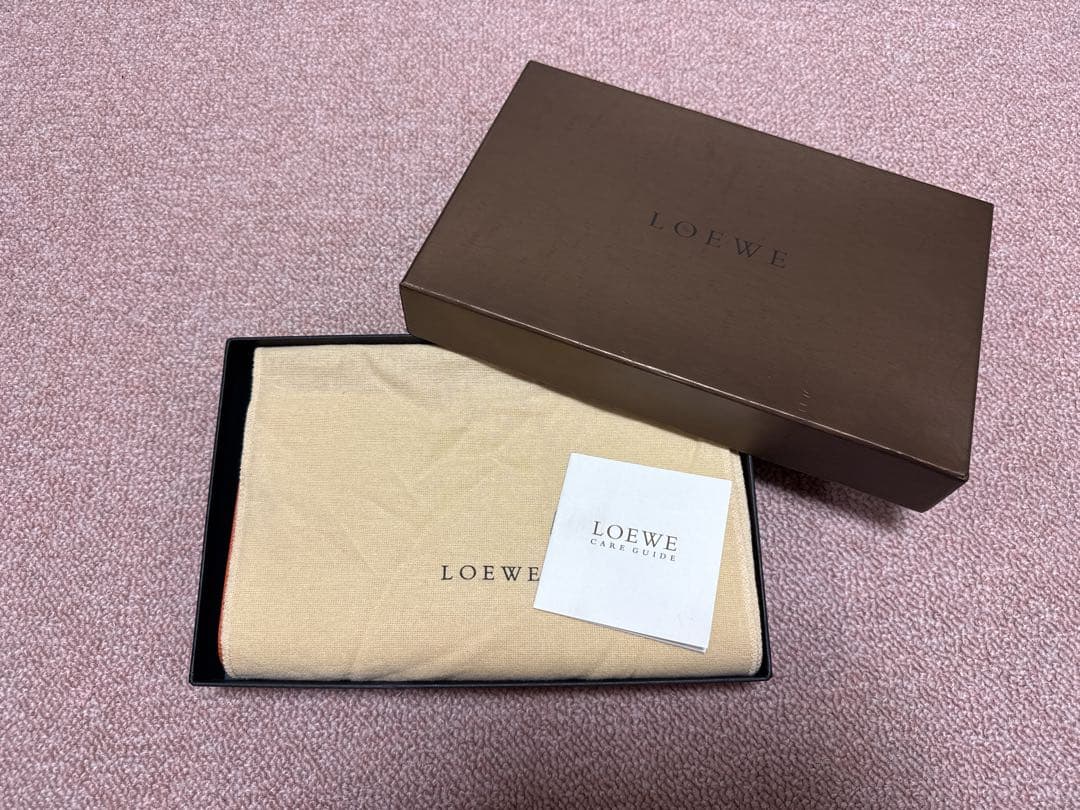新品未使用！LOEWE ロエベ　トラベルポーチ