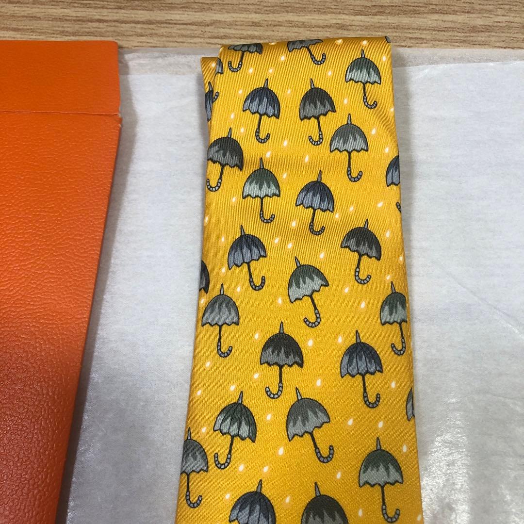 【限定値下未使用袋付】HERMES 最高級シルクプリントネクタイ 傘柄 イエロー