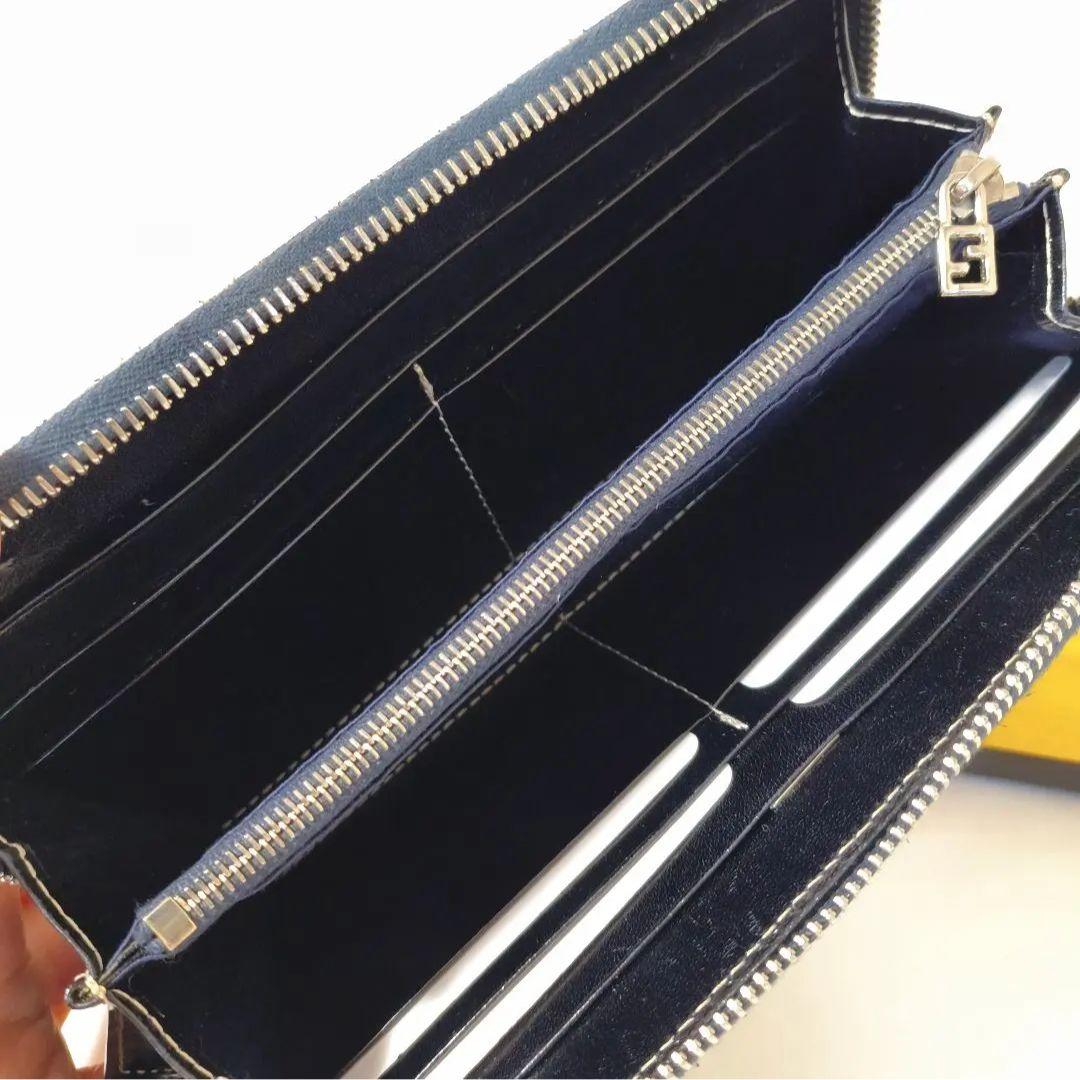 フェンディ ズッキーノ柄 ラウンドファスナー長財布 ネイビー