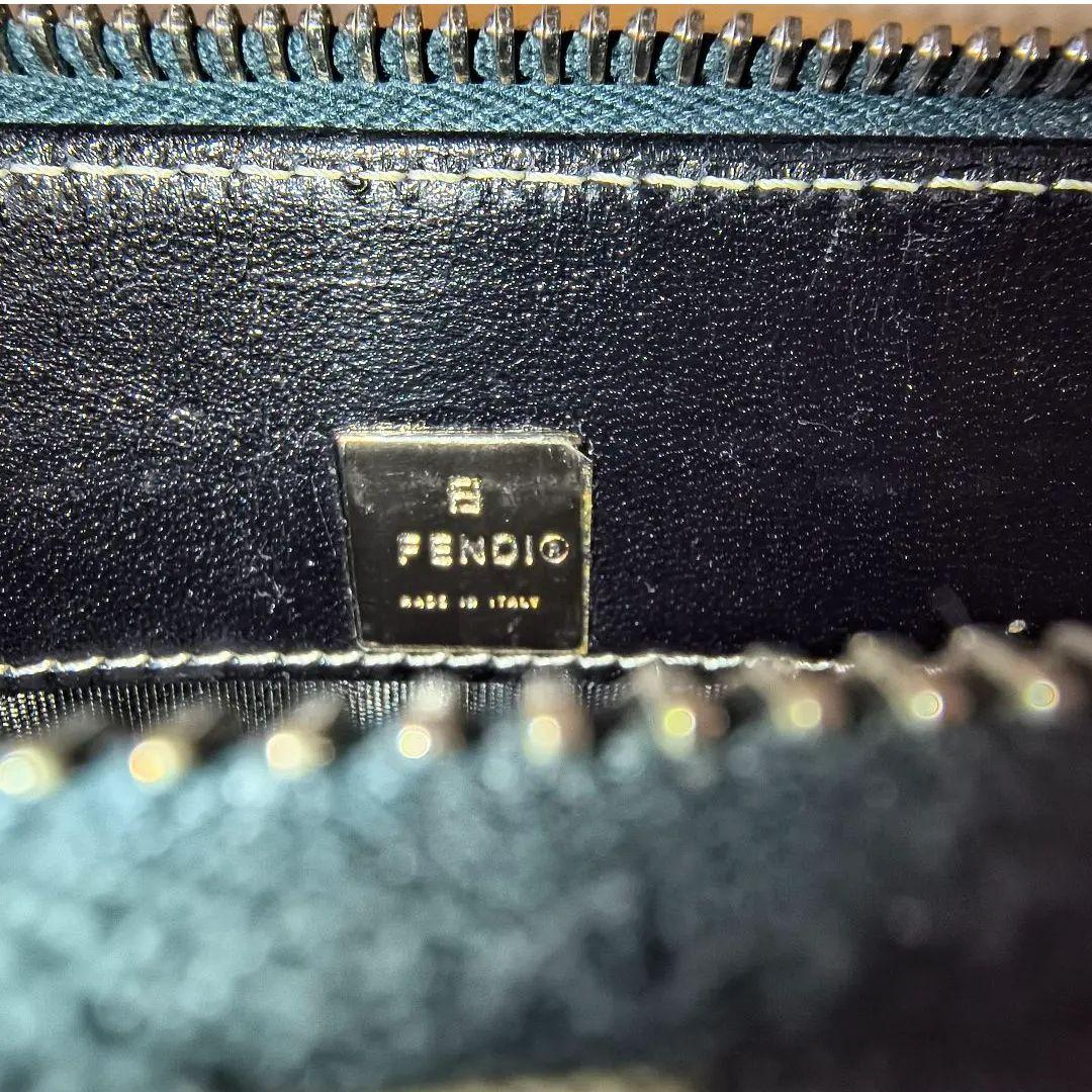 フェンディ ズッキーノ柄 ラウンドファスナー長財布 ネイビー