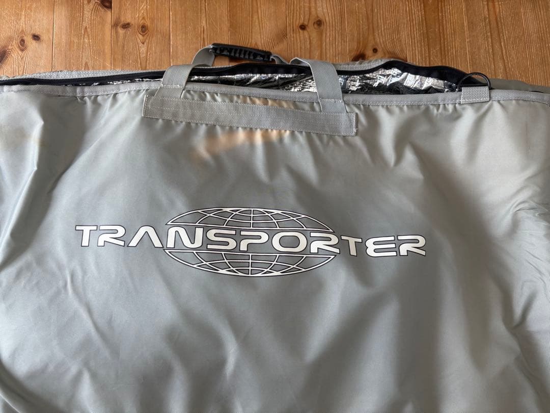 TRANSPORTER サーフボードケース （トリップ用）グレー　3本収納可能