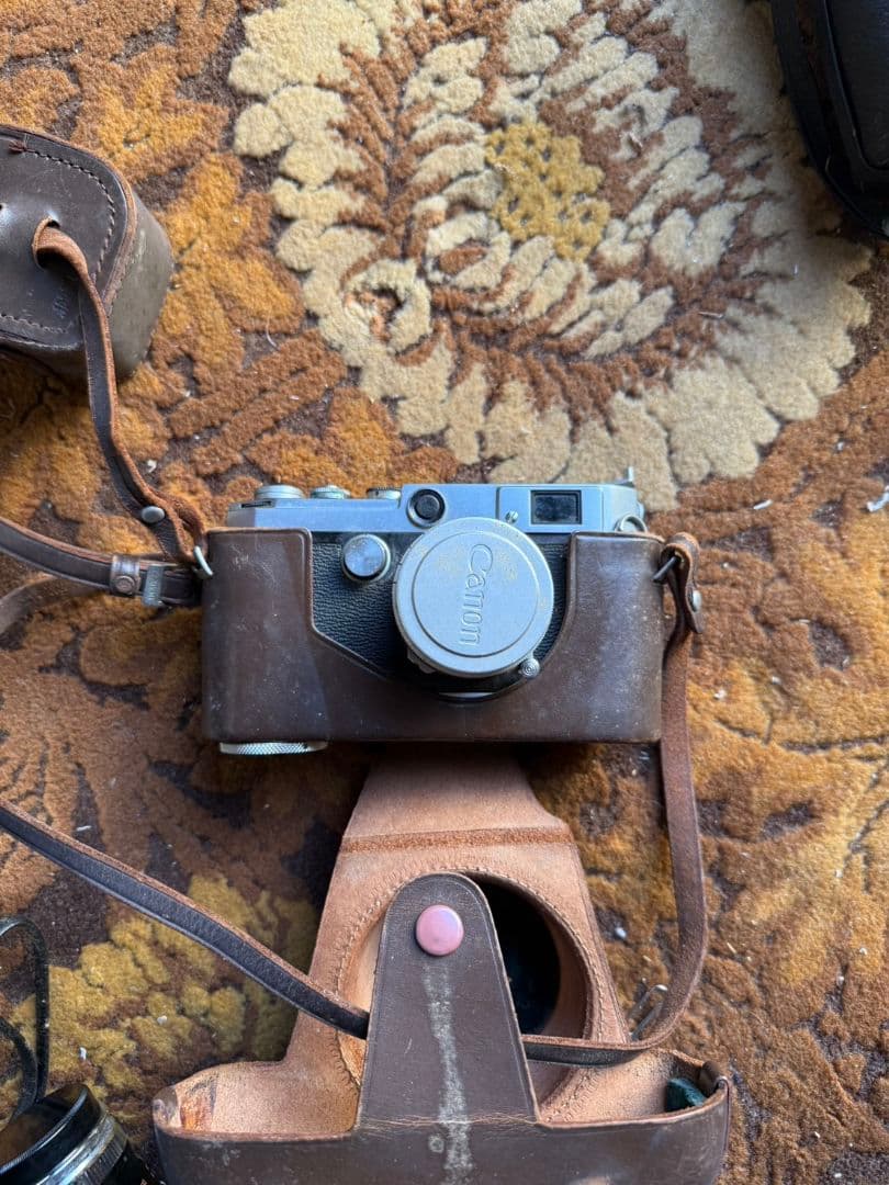 アンティークCanon L1レンジファインダーカメラレンズ、カバー付き