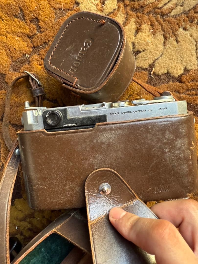アンティークCanon L1レンジファインダーカメラレンズ、カバー付き
