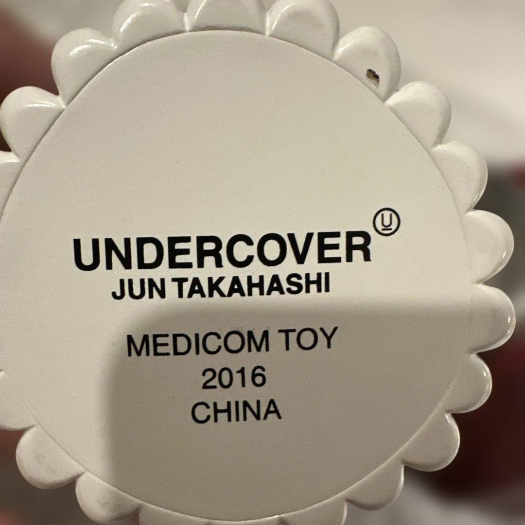 UNDERCOVER（アンダーカバー）×MEDICOM TOY 人形とリンゴ