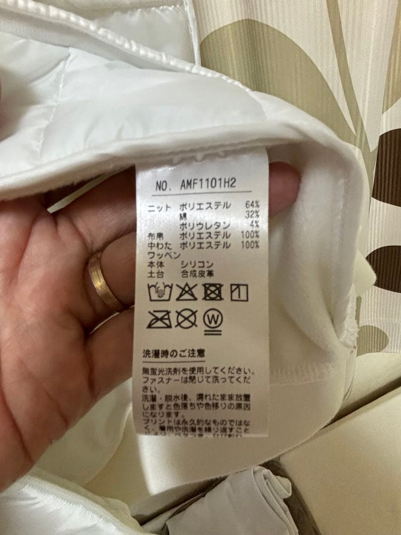 お値下げしました➡️and per se ホワイト ジャケット