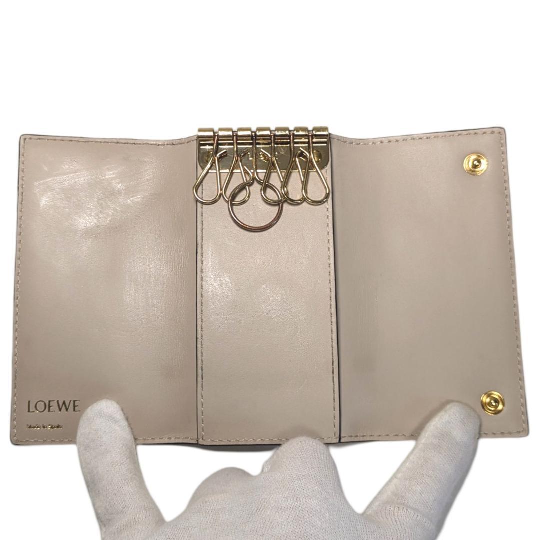 【極美品】LOEWEロエベ　リピートアナグラム　6連キーケース　アイボリー