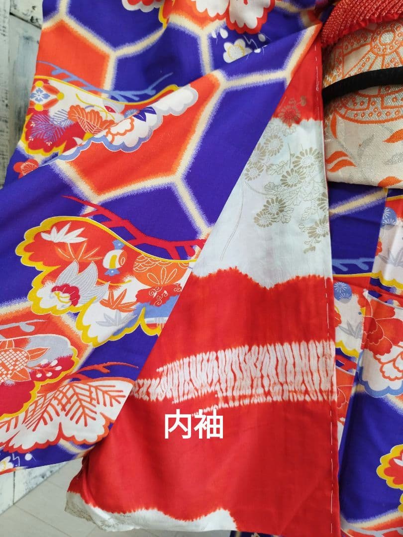 専用です☆☆アンティーク青紫に大きな亀甲模様が美しい着物