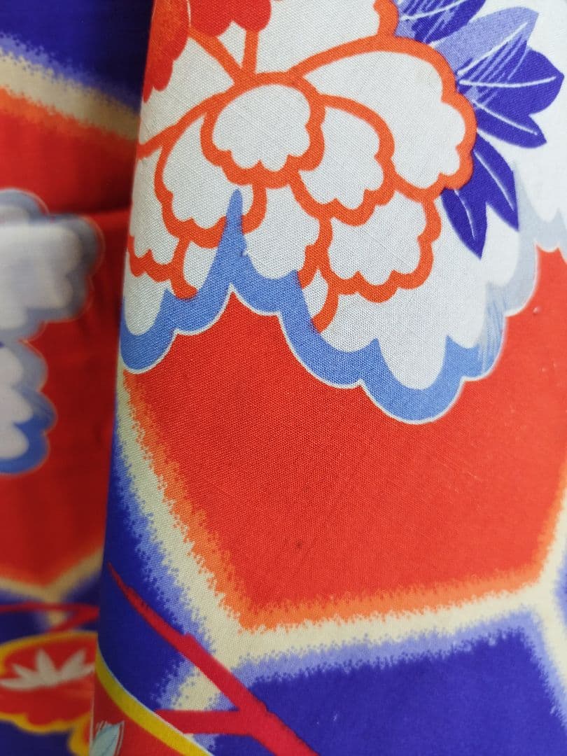 専用です☆☆アンティーク青紫に大きな亀甲模様が美しい着物