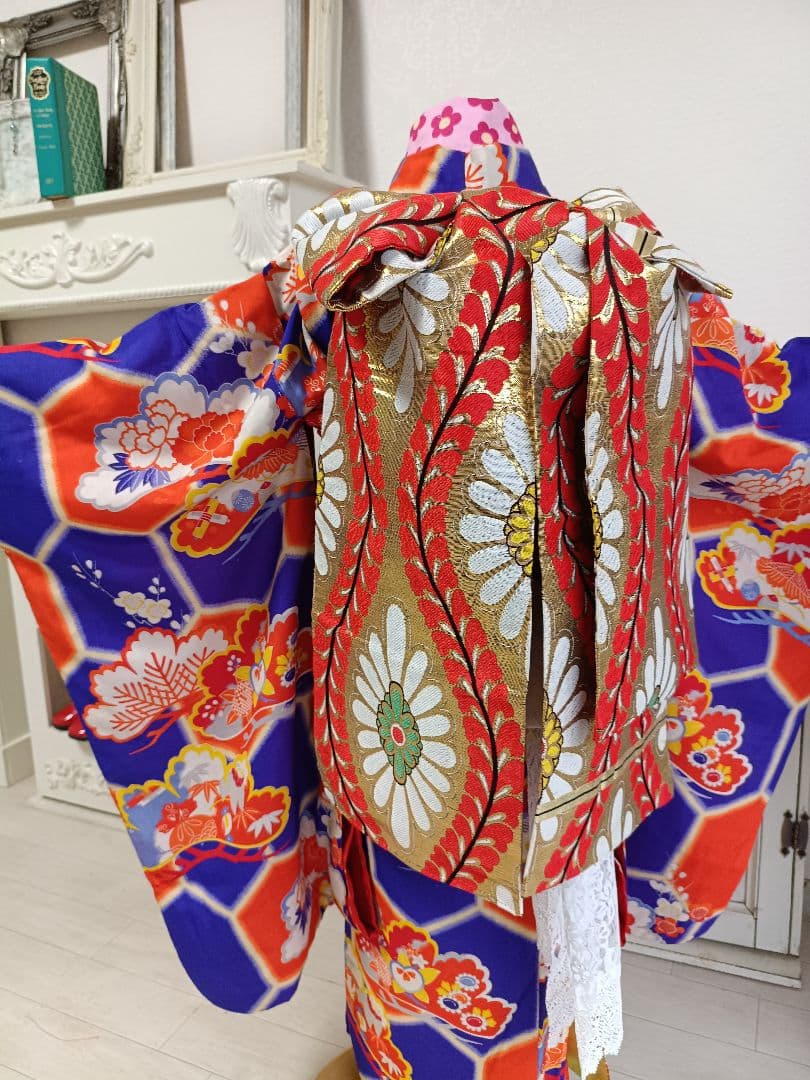 専用です☆☆アンティーク青紫に大きな亀甲模様が美しい着物