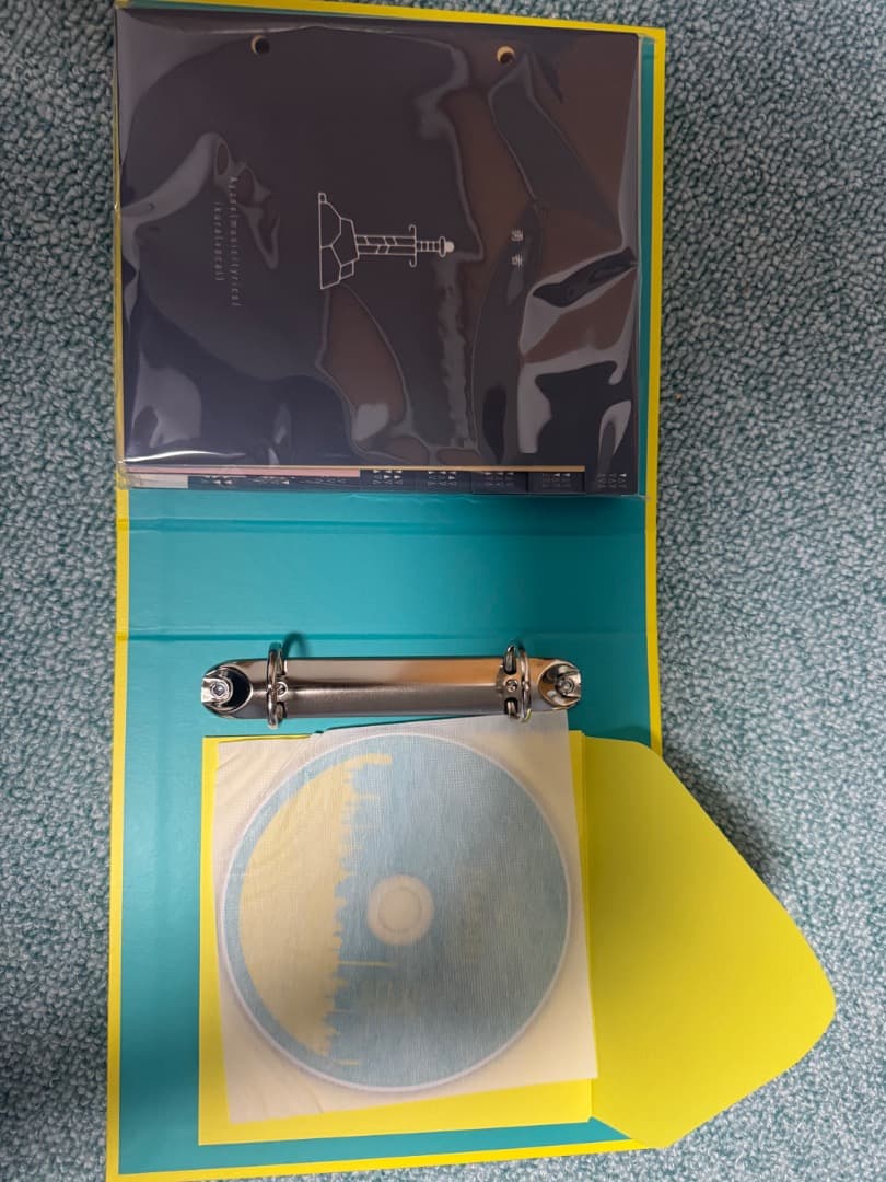 YOASOBI。初回限定。