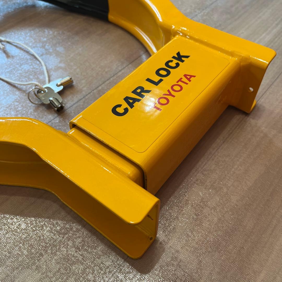 【美品・送料込み】TOYOTA カー ロック 鍵付き 収納ケース付き