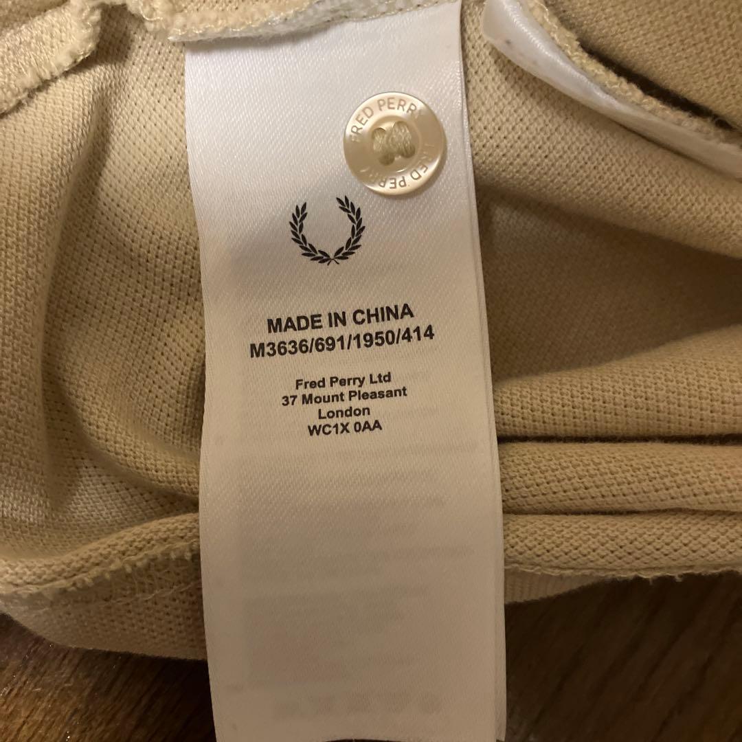 The Fred Perry Shirt -M3636長袖ポロシャツ　アイボリー