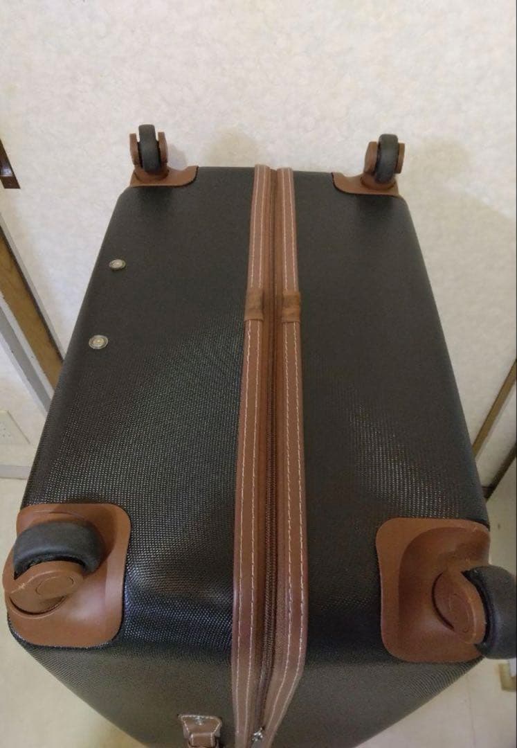   超大型 スーツケース トミーヒルフィガー 黒 特大