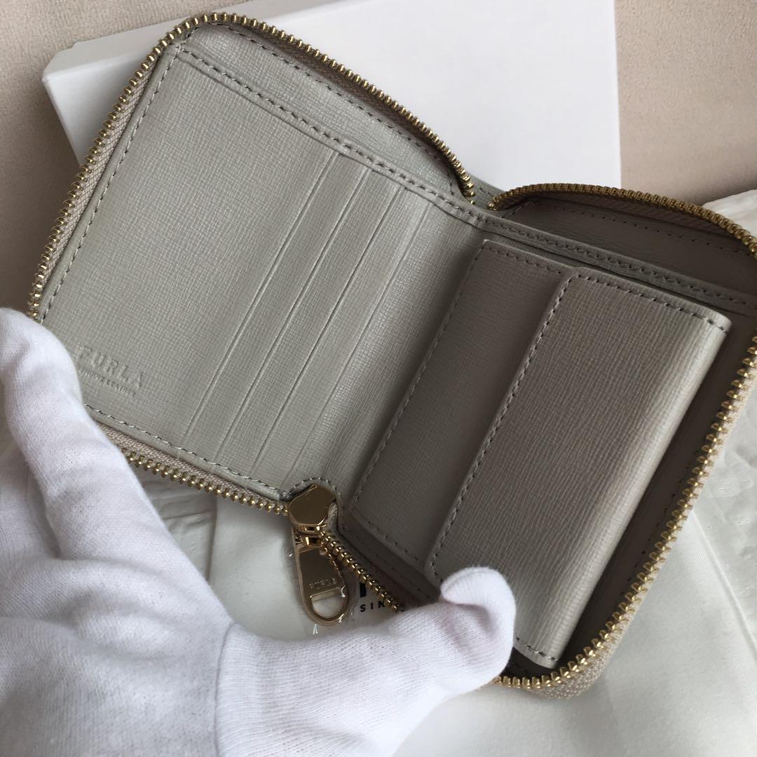 新品 FURLA フルラ 定価35,200円 二つ折り ラウンド 財布