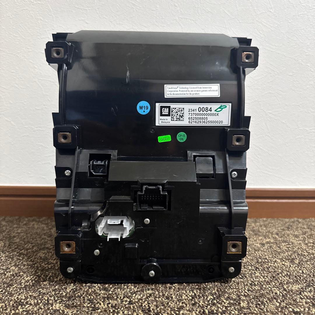 キャデラック　エスカレード　2015ｙ　純正マルチナビモニタ