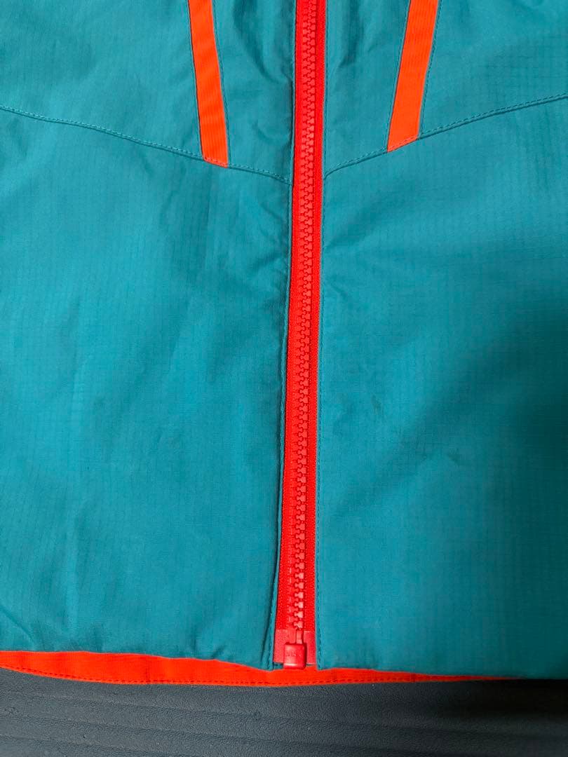 デサント　140 スキーウェア　スキーウエア　DESCENT 子供　上下セット