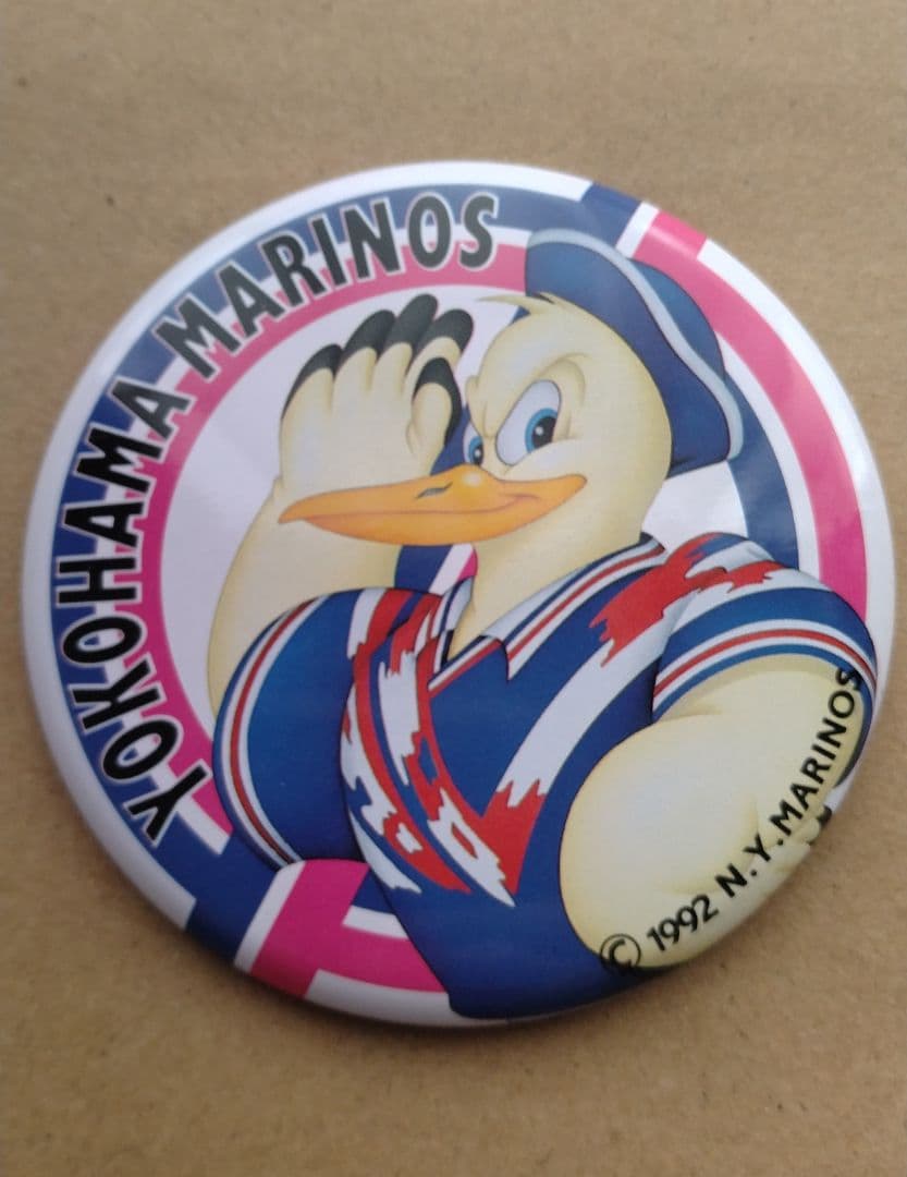 YOKOHAMA MARINOS⚽　缶バッチ