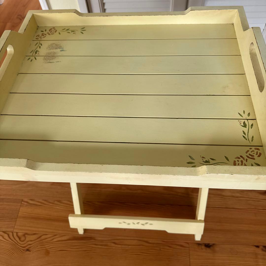 マニーステンシルローズホワイトファニチャー　トレーテーブル