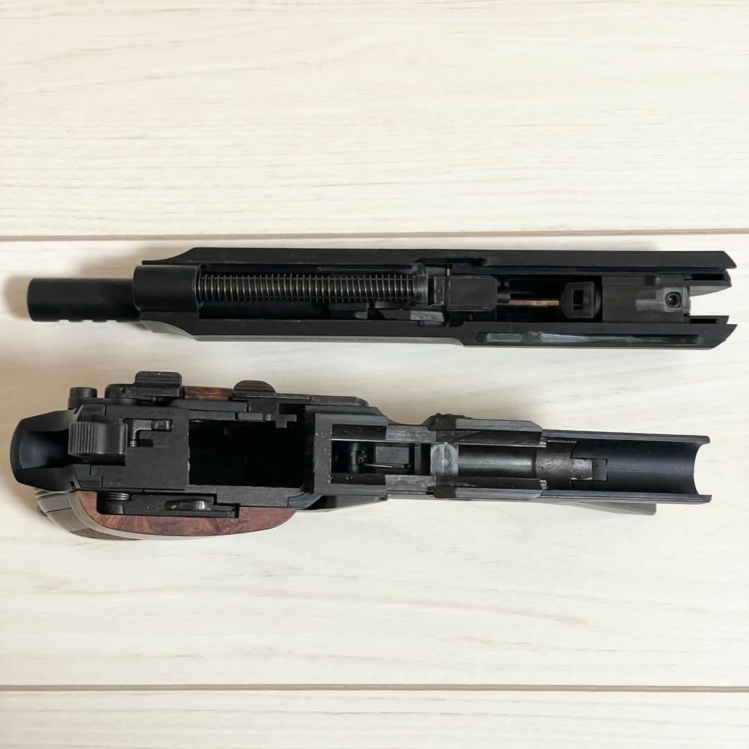 モデルガン　ハンドガン　トイガン　M9　木製　ブラック　エアガン　サバゲー