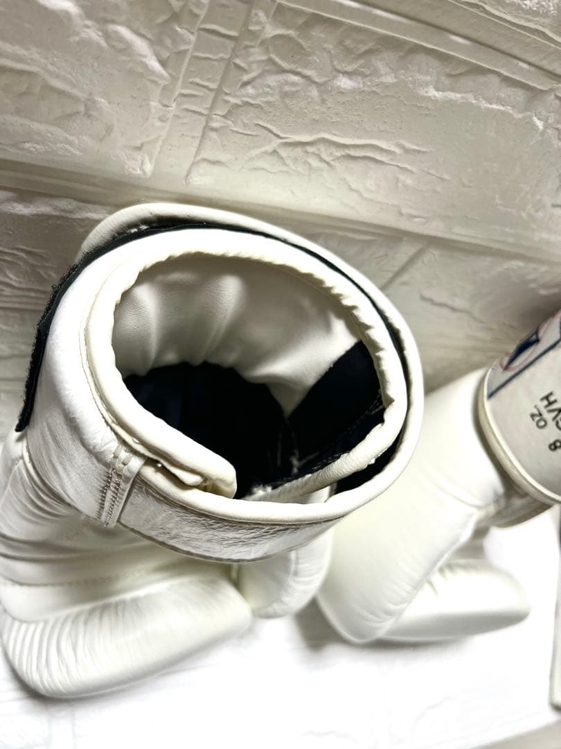 【中古品】WINDY ウィンディボクシンググローブ 8oz ホワイト　白