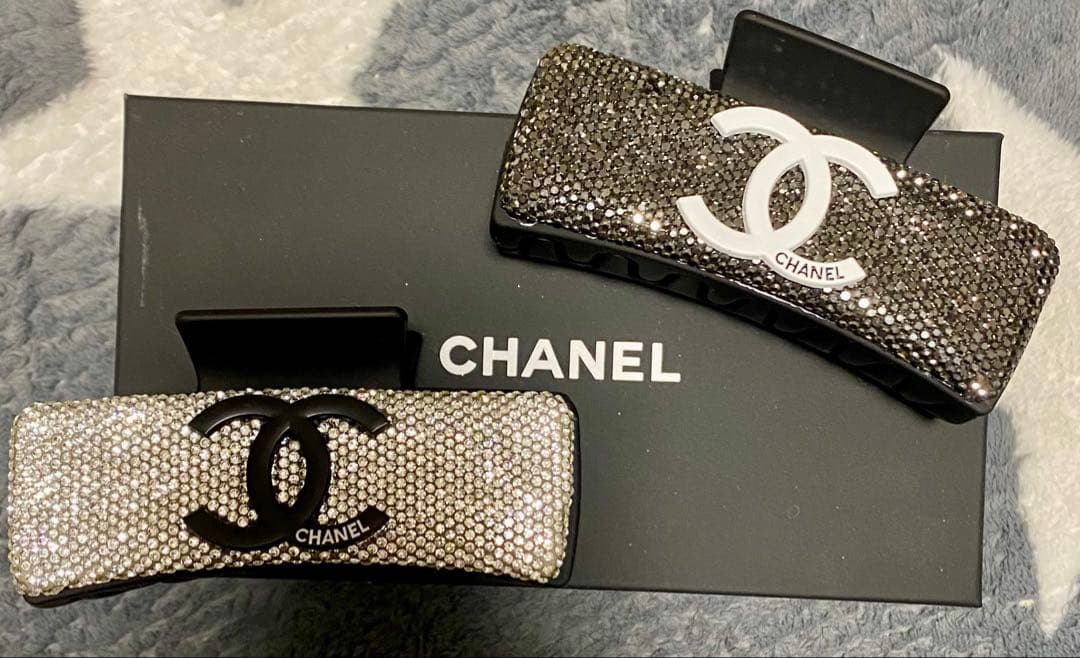 【新品未使用】シャネル ノベルティ ヘアクリップ 2点セット