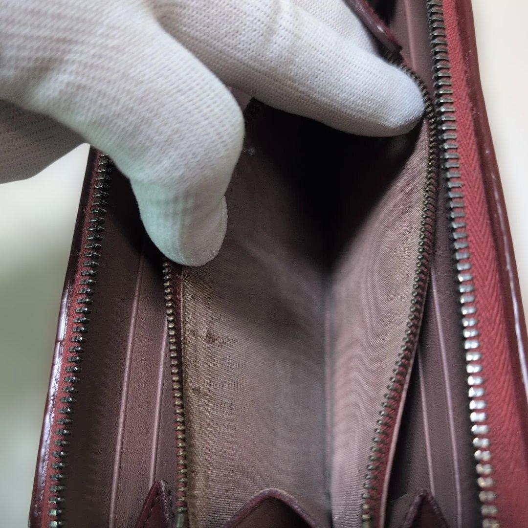 BOTTEGA VENETA イントレチャート ラウンドファスナー 赤