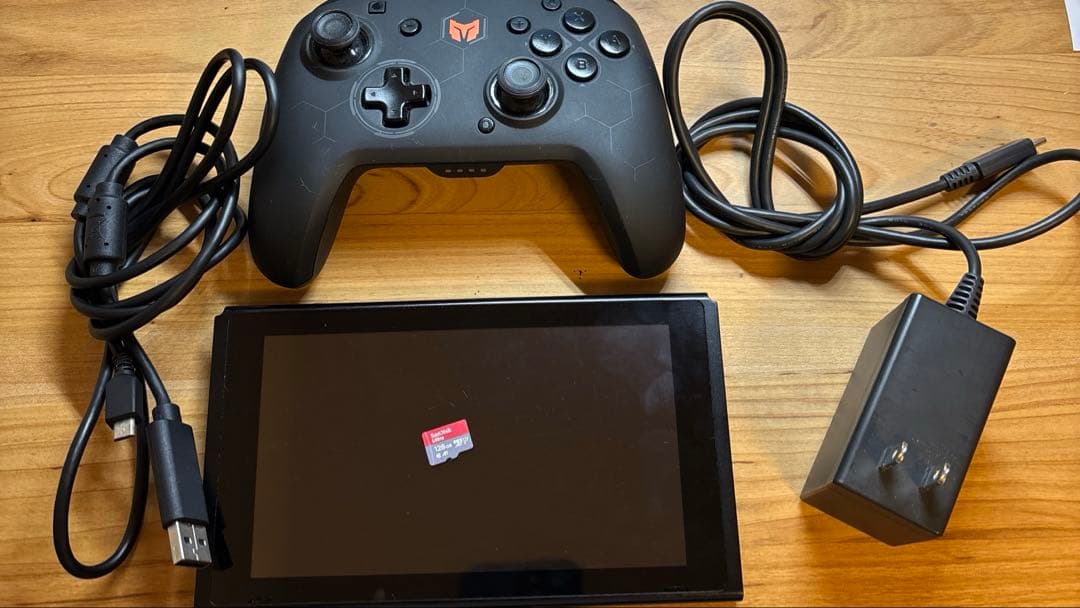 Nintendo Switch 本体 美品 sdカード付き