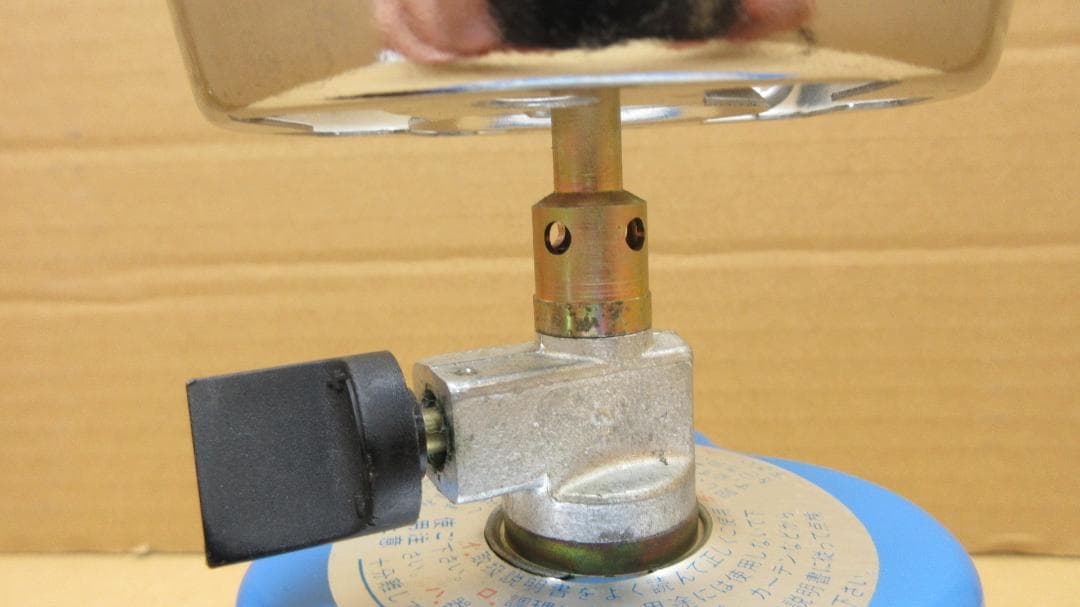 希少品 キャンピングガス トロッター型ミニガスコンロ GT-100ガス缶６個付